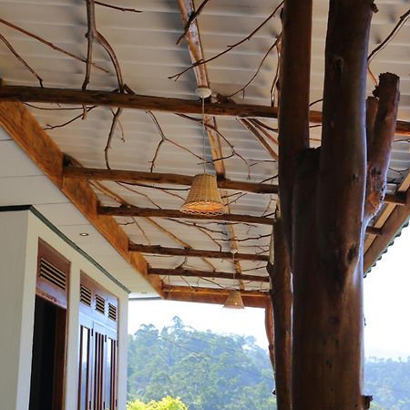 Leisure Dream Inn Ella Bagian luar foto