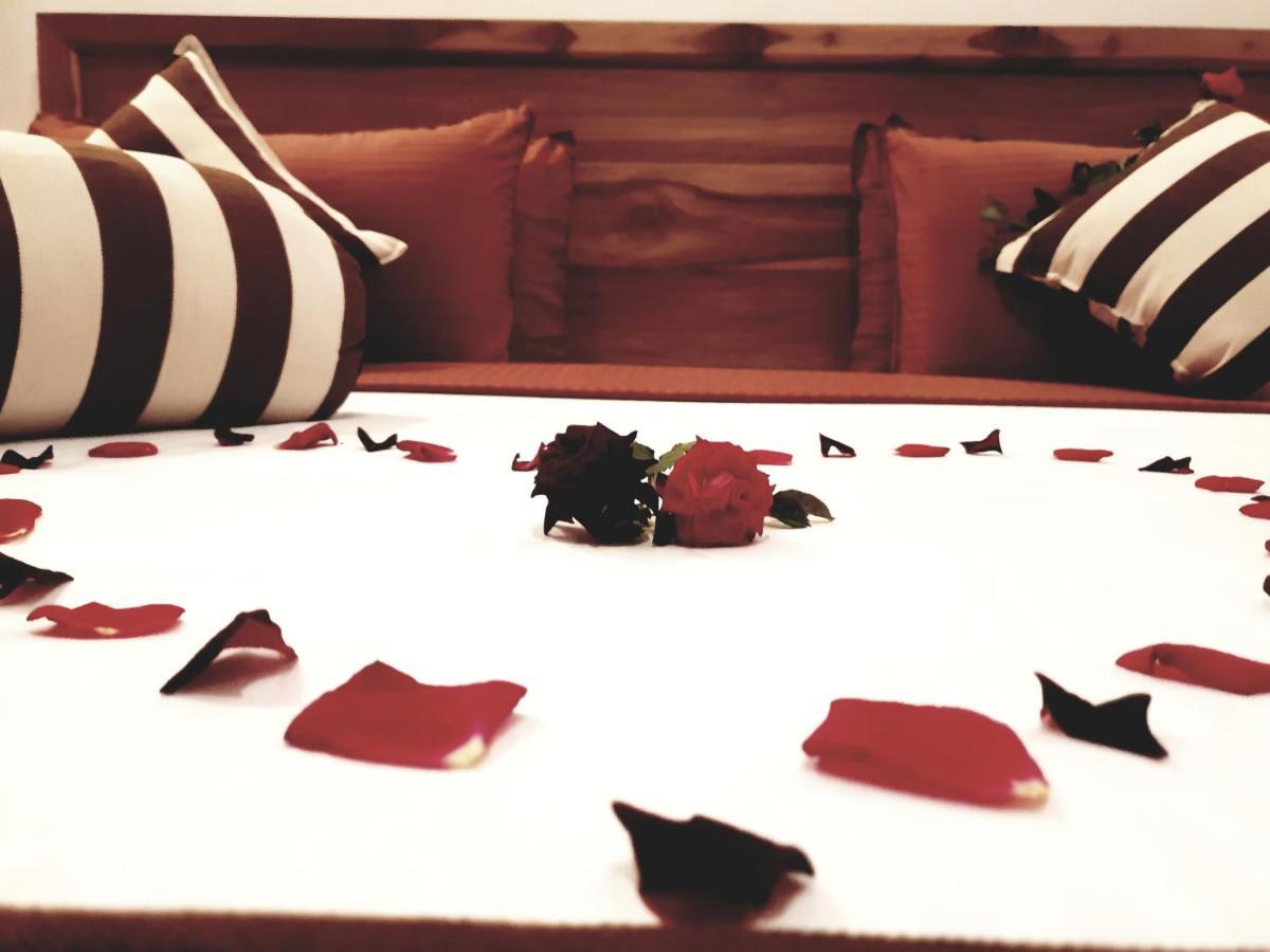 Leisure Dream Inn Ella Bagian luar foto