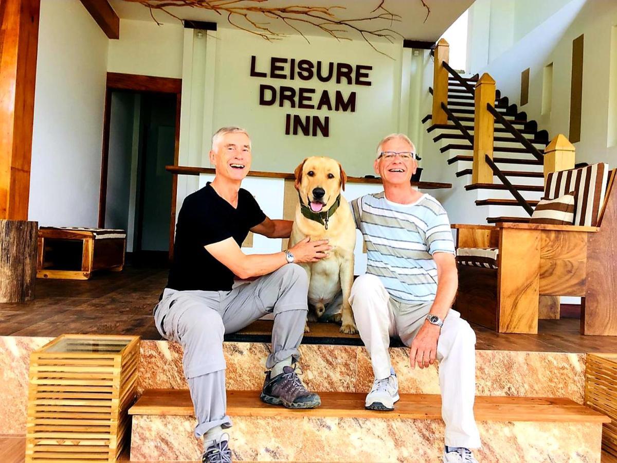Leisure Dream Inn Ella Bagian luar foto